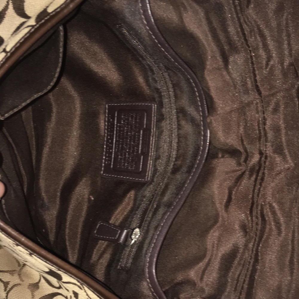 Authentic Coach shoulder bag - Picture 3 of 4